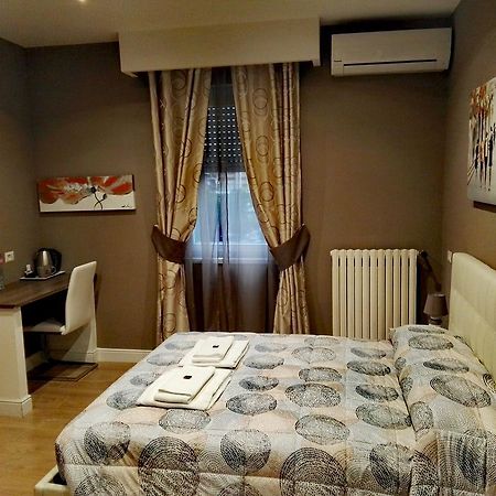 Tollì rooms Roma Ngoại thất bức ảnh